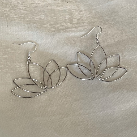Silver Lotus Earrings - Picture 3 of 3